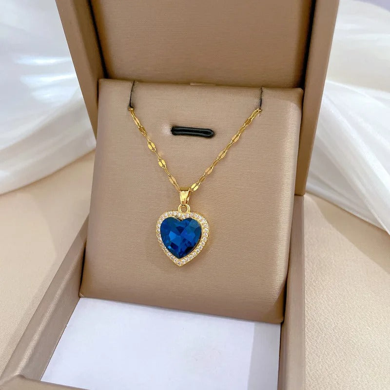 Blue Heart Radiance Necklace Ν3781