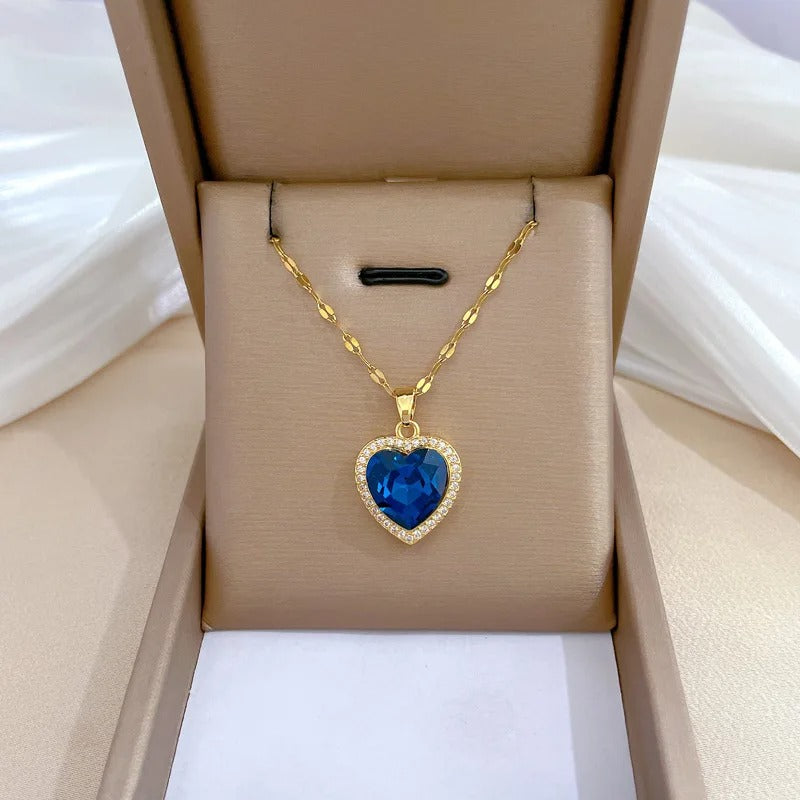 Blue Heart Radiance Necklace Ν3781